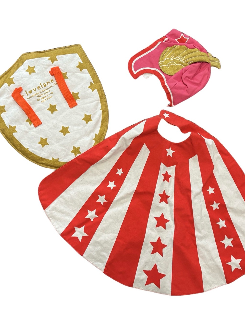 Lovelane Whimsy SuperHero Set pink,
Red, white- shield, cape, helmet- reverses - Picture 3 of 5